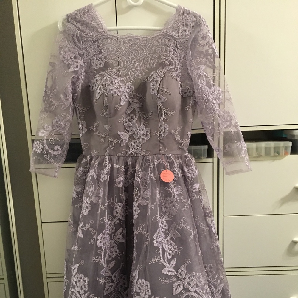 UK 10/ US 6 Chi Chi London Midi Dress in Lilac